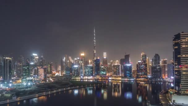 Hava Panoramik Görüntüsü Dubai Business Bay Downtown Tüm Gece Boyunca — Stok video