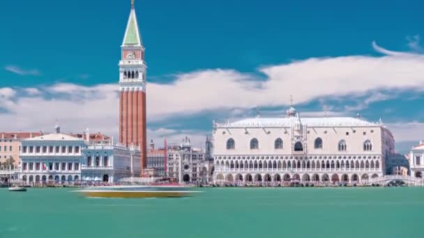 Campanile San Marco Marks Belfry Palazzo Ducale Doges Palace Waterfront — Vídeo de Stock