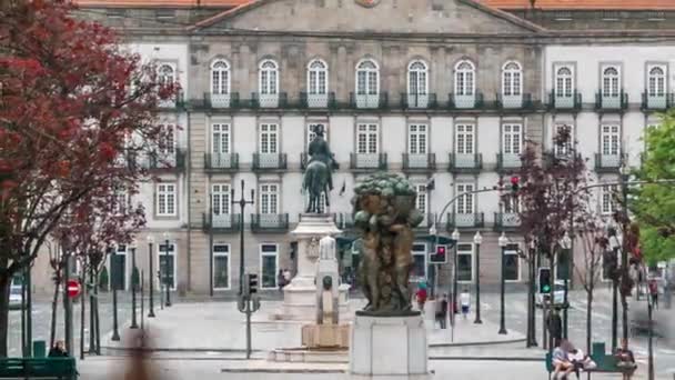 Площадь Свободы Историческом Центре Порто Timelapse Зебра Переходит Дорогу Порту — стоковое видео