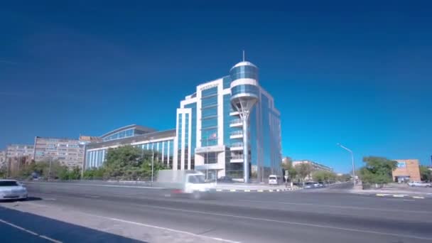 Şehir Zarafeti Batı Kazakistan Aktau Kentindeki Cam Ofis Binası Zaman — Stok video