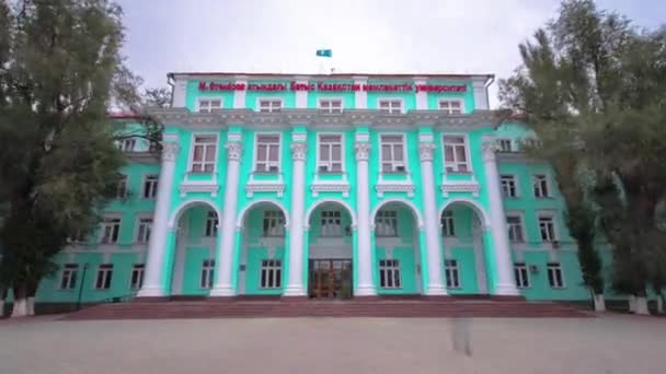 Ural Pedagogical Institute Named Pushkin Timelapse Hyperlapse Uralsk Stroll Pedestrian — Stock Video