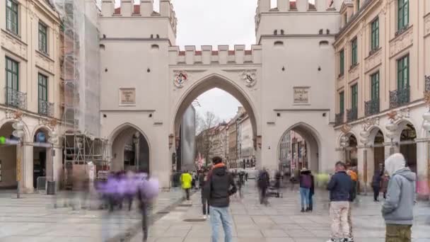 Karlstor Starém Mnichovském Městě Potuluje Ulici Neznámými Lidmi Karlstor Západní — Stock video