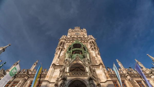 Óratorony Vagy Glockenspiel Közelkép Harangjáték Időzóna München Németország Nézem Perspektívát — Stock Fotó
