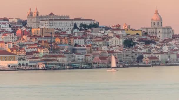 Панорама Исторического Центра Лиссабона Паромного Терминала Террейру Пако Время Заката — стоковое видео