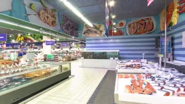 Grand Supermarché Avec Vue Sur Une Sélection Poissons Vendre Intérieur — Video