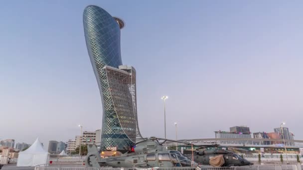 Abu Dhabi Emiratos Árabes Unidos Febrero 2023 Centro Nacional Exposiciones — Vídeos de Stock