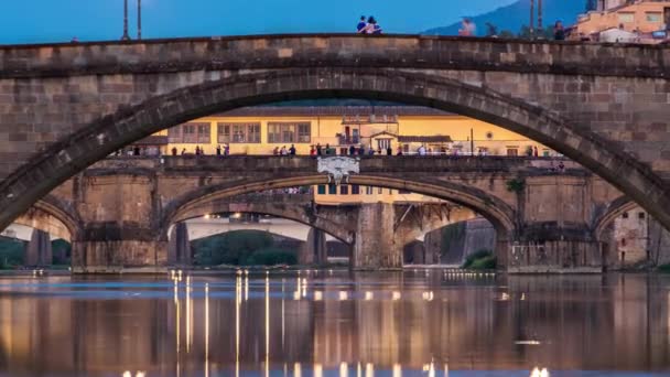 Ponte Alla Carraia Santa Trinita Szentháromság Híd Szürkületi Jelenete Arno — Stock videók