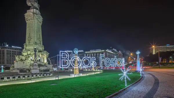 Panorama Zobrazující Náměstí Marques Pombal Památníkem Vánoční Světla Noční Čas — Stock fotografie