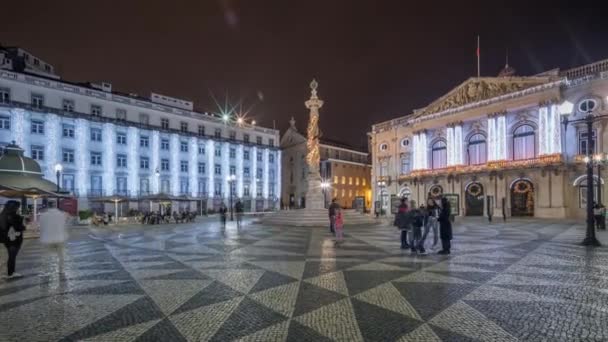 크리스마스와 Timelapse에 건축과 광장을 보여주는 파노라마 사람들이 걸어다니죠 리스본 포르투갈 — 비디오