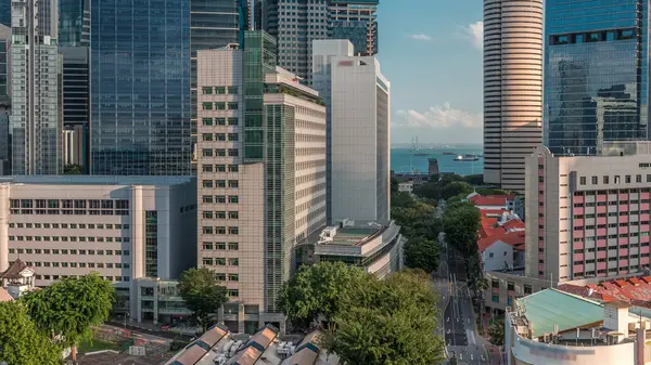 Singaporen Ilmakaupunkikuva Modernin Arkkitehtuurin Keskustassa Pilvenpiirtäjillä Timelapse Näkymä Ylhäältä Chinatownin — kuvapankkivalokuva