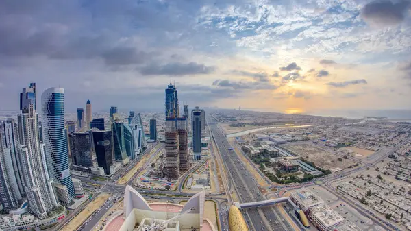 Turnuri Golf Afaceri Din Dubai Aerodrom Vedere Acoperiș Unor Zgârie — Fotografie, imagine de stoc