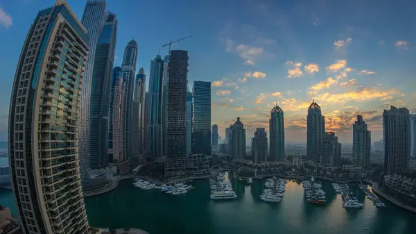 Panorama Arranha Céus Modernos Brilhando Luzes Nascer Sol Timelapse Dubai — Fotografia de Stock