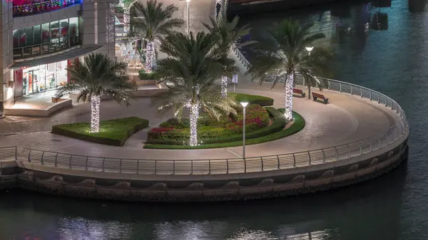 Lungomare Con Palme Cerchio Dubai Marina Timelapse Notte Aerea Barche — Foto Stock