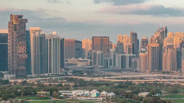 Jumeirah Meer Torens Dubai Marina Wolkenkrabbers Golfbaan Ochtend Dubai Verenigde — Stockfoto