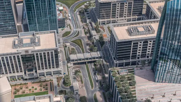Dubai Calle Del Centro Con Tráfico Ocupado Edificios Oficinas Alrededor —  Fotos de Stock
