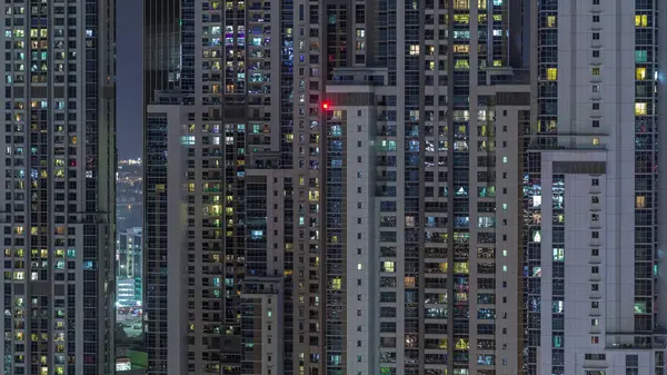 Licht Aus Fenstern Von Büros Und Wohnungen Zeitraffer Wolkenkratzer Mit — Stockfoto