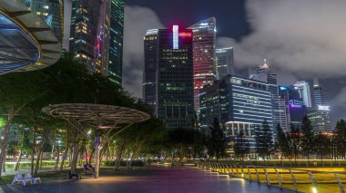 Marina Körfezi 'ndeki Business Financial Downtown City ve Skyscrapers Tower Building. Yürüme alanı, Singapur, City City Landmark ve Business Finans Bölgesi Merkezi' nden zaman aşımına uğradı.