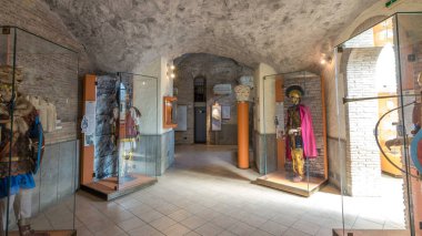 Museo Di Villa Ferrajoli Timelapse Hiperlapse, Albano Laziale, İtalya. Tarihi Müze 'nin Zengin Sergisi ve İlgi çekici İçini Keşfedin, İtalyan Mirasının Açılışı