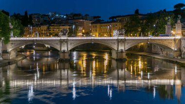 Ponte Vittorio Emanuele İtalya 'nın Tiber kentinde, Roma' nın tarihi merkezini Roma Pons Neronianus yakınlarındaki Rione Borgo ve Vatikan şehrine bağlayan köprü..
