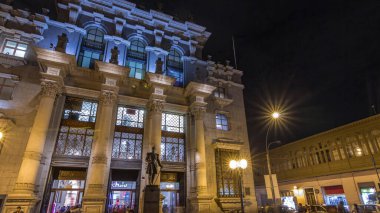 Jiron de la Union 'da hızlı bir yürüyüş, eski şehir merkezindeki yaya alışveriş caddesi Plaza de Armas' dan Plaza de San Martin 'e kadar hızlandırılmış zaman çizelgesi. Lima, Peru