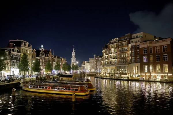 Munttoren Amsterdam Paesi Bassi Visto Notte Dall Amstel — Foto Stock