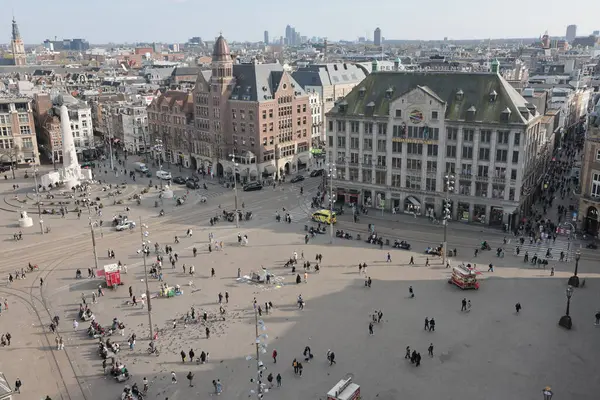 Hollanda, Amsterdam 'daki de Baraj Meydanı' nda hava manzarası