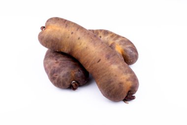 Butwurst - Beyaz arka planda ev yapımı kan sosisi