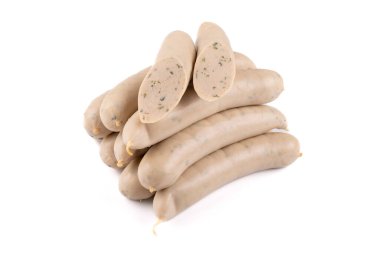 Bavyera beyaz sosisi - beyaz arka planda izole edilmiş lezzetli Bavyera sosisleri