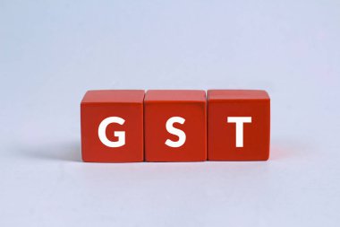 Gri arkaplanda gst küpleri