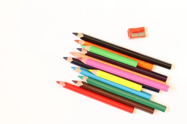 彩色铅笔 浅色背景的铅笔 — 图库照片
