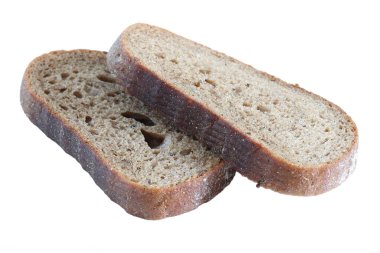 Beyaz arka planda dilimlenmiş ekmek