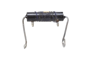 Eski, pis, çizilmiş elektronik parçalar. Işık arkaplanındaki elektronik parçalar.