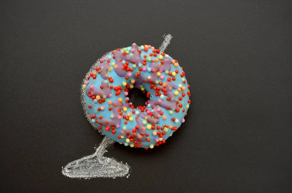Blauwe Donut Bol Getekend Een Zwart Krijtbord Creatief Beeld — Stockfoto