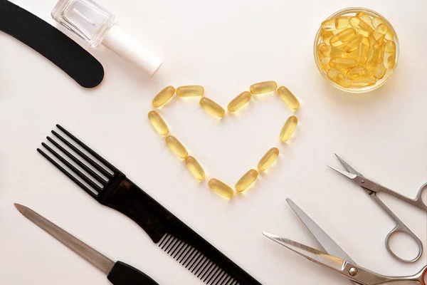 kalp şekilli omega 3 kapsüller ve güzellik ve sağlık ürünleri