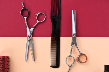 makas kesme ve seyreltme makas ve yakın plan parlak arkaplan tarama