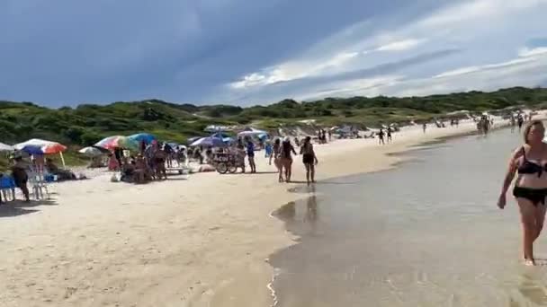 Cabo Frio Río Janeiro Brasil 2023 Video Hiperlapso Caminando Largo — Vídeo de stock
