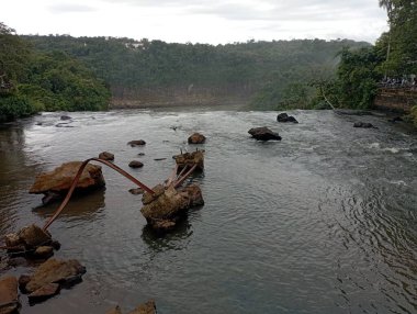 Kataratas del Iguazu una de las siete maravilla que se encuentra en Arjantin