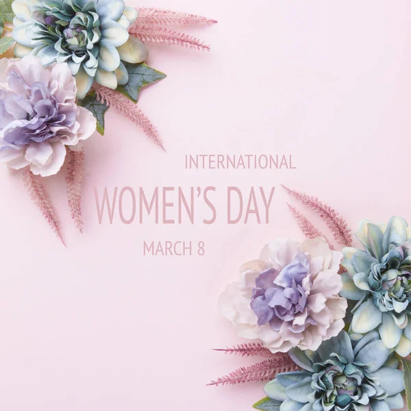 Щасливий Жіночий День Пастельний Рожевий Кольоровий Фон Плоска Вітальна Листівка — стокове фото
