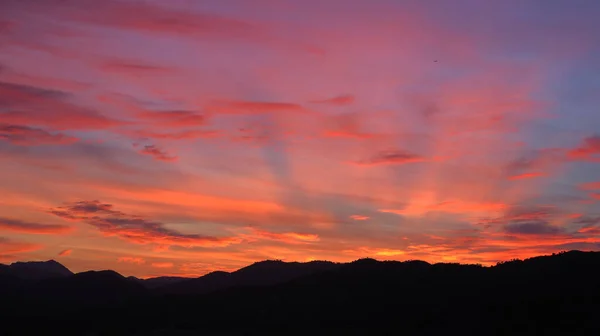 Nuvens Coloridas Amanhecer Sobre Vale Guadalhorce Andaluzia — Fotografia de Stock