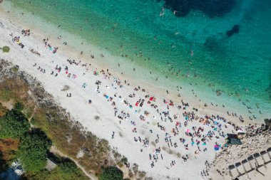 Arnavutluk 'un bazı sahilleri 