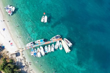 Arnavutluk 'un bazı sahilleri 