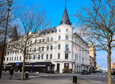 Bazı fotoğraflar İskandinav şehrinde çekildi.