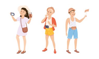 Tatil setinde seyahat eden insanlar. Beyaz arka planda izole edilmiş, kameralı, vektör çizimleriyle gezen kadın ve erkek turistler.