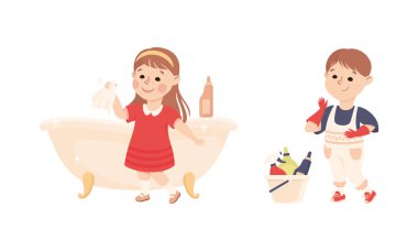 Ev işi seti yapan sevimli çocuklar. Küveti temizleyen küçük bir kız, eldivenli bir oğlan beyaz arka planda izole edilmiş deterjan çizgi film çizimi kullanıyor.