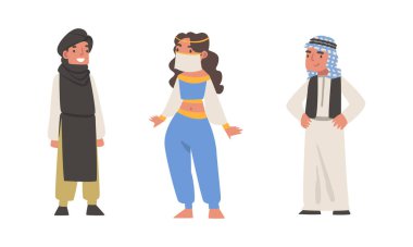 Arap Erkek ve Kadın Geleneksel Müslüman Elbisesi ve Uzun Akan Kıyafet Vektörü Seti. Ulusal Kıyafet Kaplamalı Vücut Konseptinde Etnik Gülümseyen Arap Erkek ve Kadın