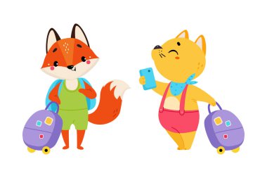 Şirin Tilki ve Akıllı Telefonlu Kedi Gezgini ve Seyahat Eden Çantalı Vector Seti. Komik memeli turist Maceranın tadını çıkarıyor