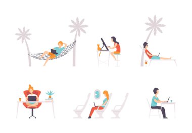 People Freelancer Karakterleri Uzaktan Kumanda Dizüstü Bilgisayar Vektör Kümesi ile çalışıyor. Genç Erkek ve Kadın Çalışan İletişim Ağı ve Mobil Teknoloji Konseptini Kullanıyor