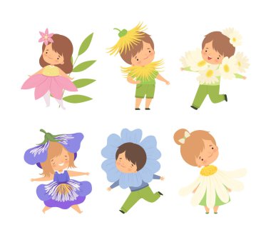 Çiçek kostümleri giymiş şirin çocuklar. Küçük kızlar ve oğlanlar şenlikli kıyafetler içinde Vektör İllüstrasyon çizgi film çizimi beyaza izole edilmiş.