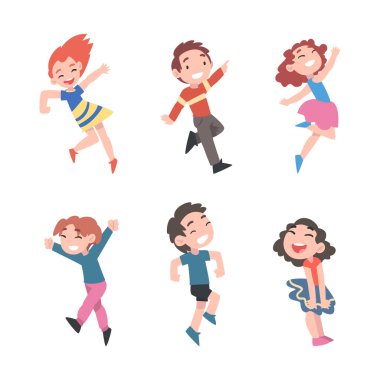 Neşeli ve Sevinçli Mutlu Çocuklar Atlıyor ve Amigo Vektör Seti. Heyecanlı Küçük Oğlan ve Kız Eğleniyor