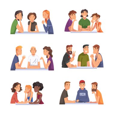 Masa Kaydı Podcast Vector Set 'inde oturan bir grup insan karakteri. Erkek ve Kadın Radyo Canlı Yayın Stüdyosunda toplanıyor.